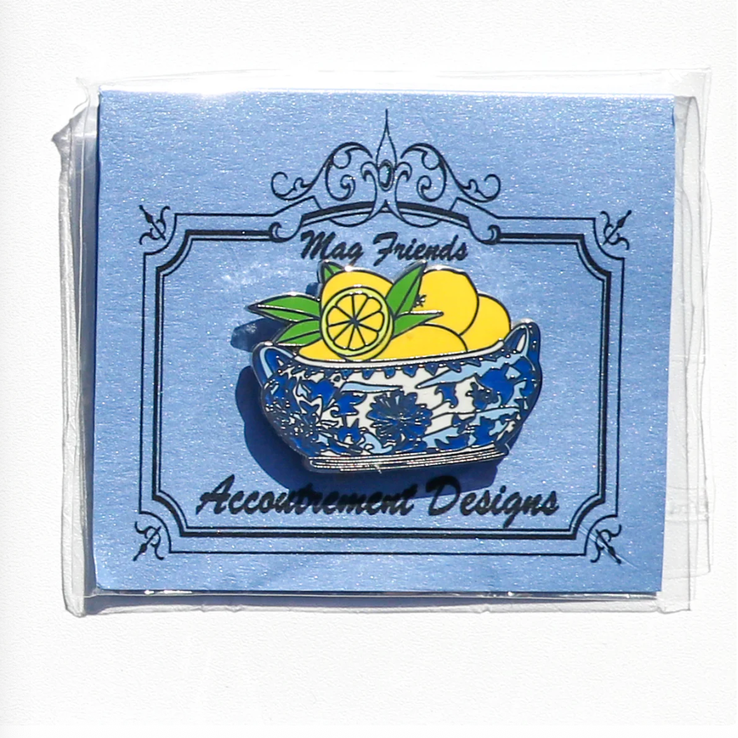 Lemons in blue and white bowl