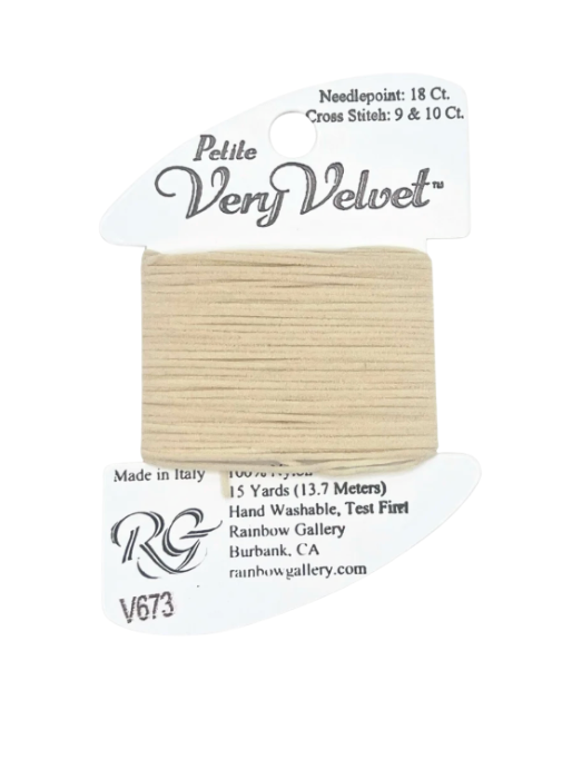 PETITE VERY VELVET CREAM v6673