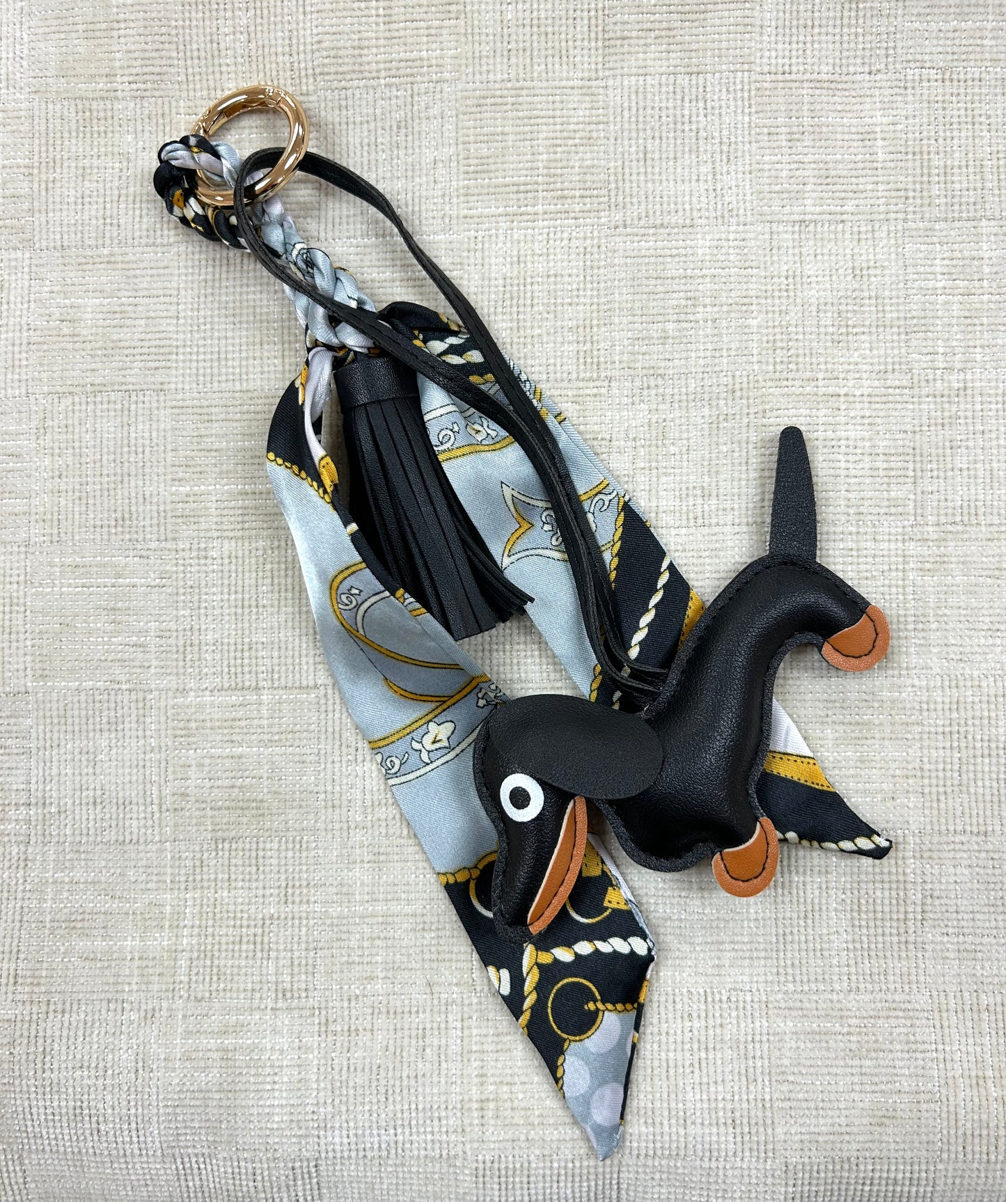 Dachshund & Bow Scarf Tassel Bag Charm