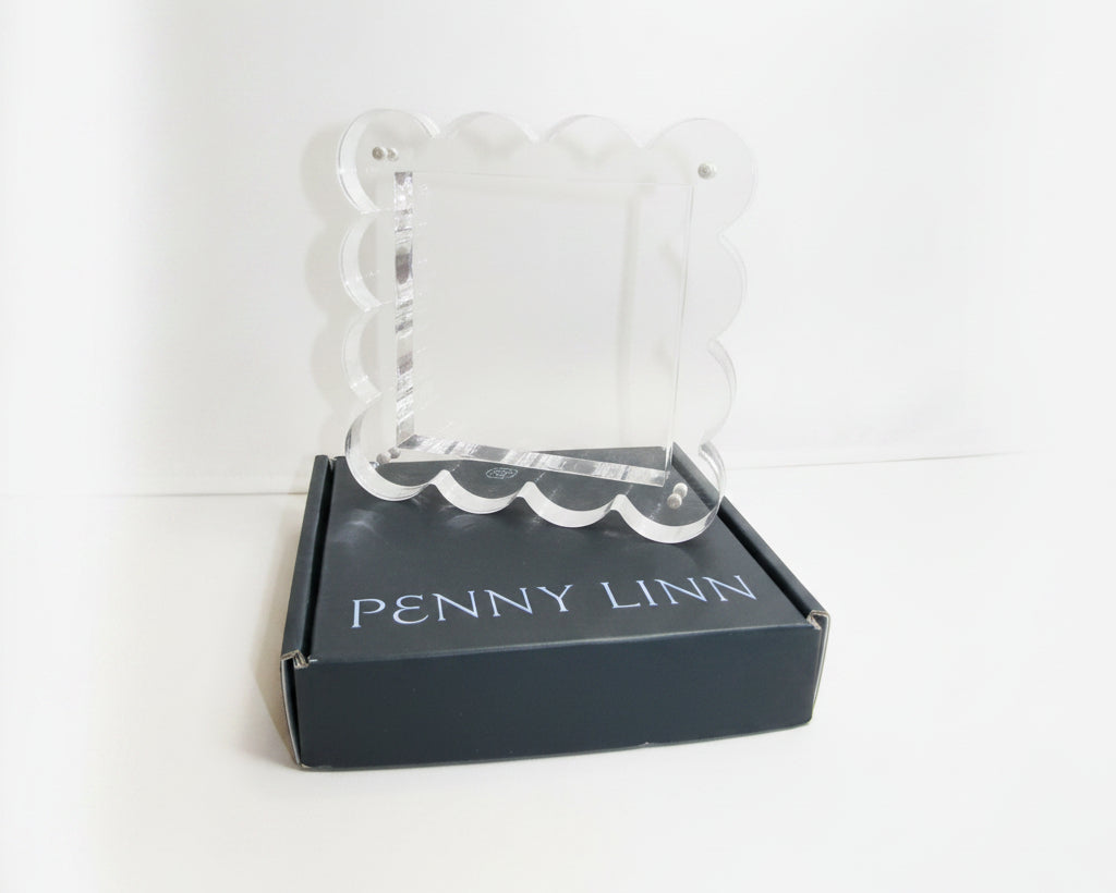 Acrylic Scallop frame 4 inch
