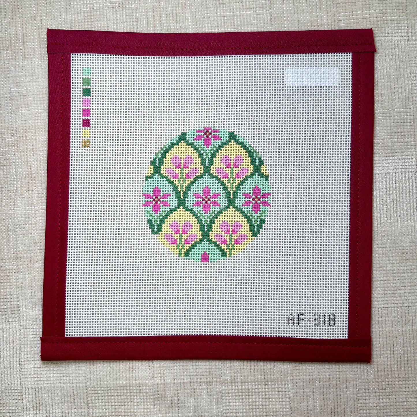 Alpine Flower 4" Round
