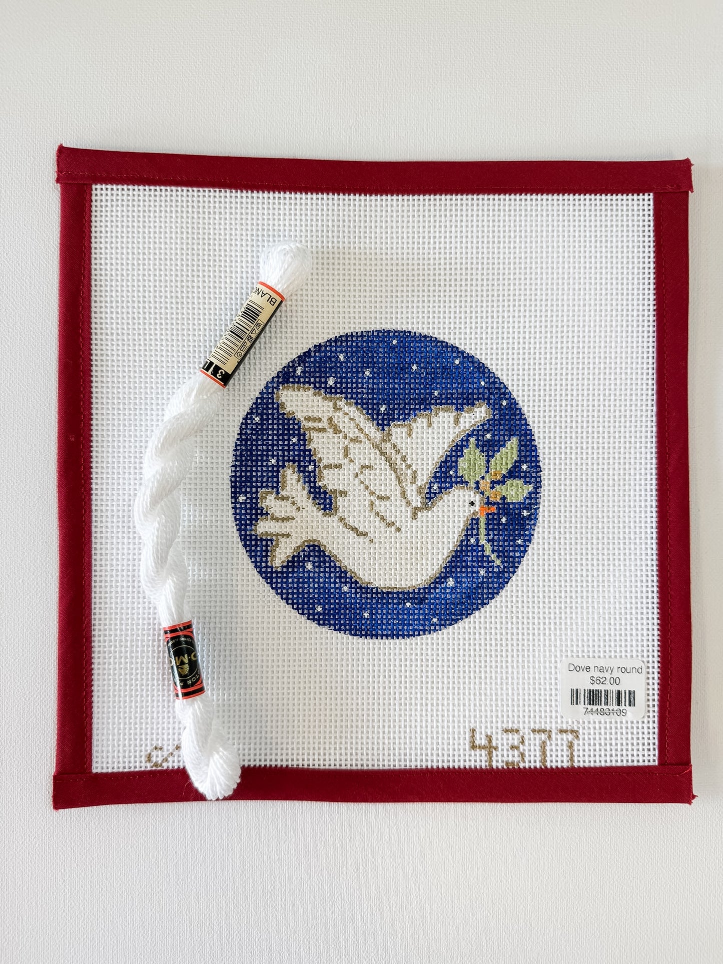 Dove navy round