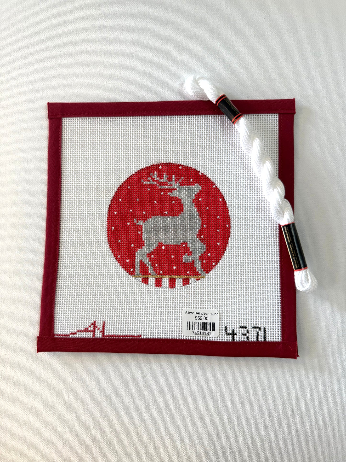 Silver Reindeer round