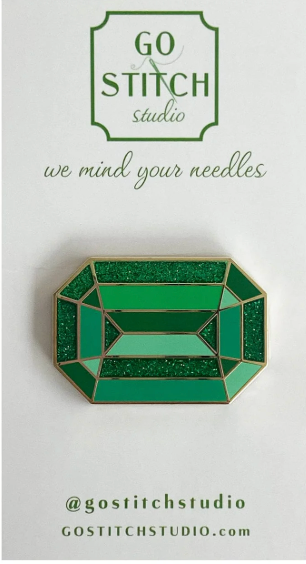 Green Emerald Jewel Needle Minder