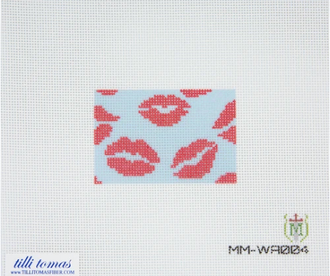 Kisses Pattern Small