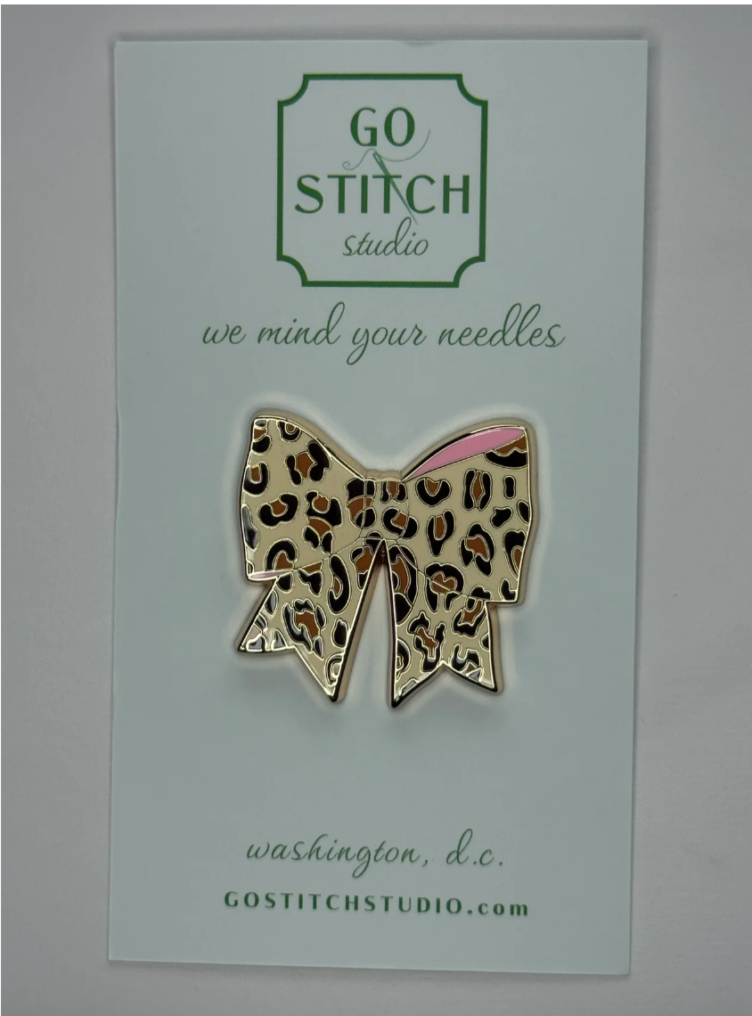 Leopard Brown Bow Needleminder