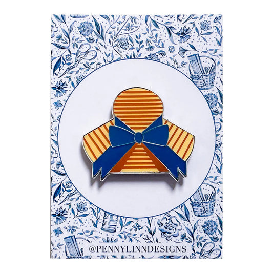 Sun Hat with Bow Needleminder